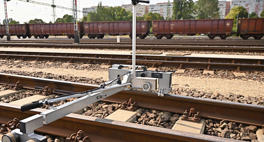 Rail Lubrication and friction coefficient measurement