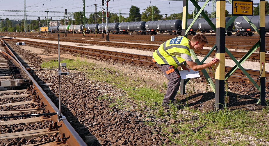 Track clearance measurement